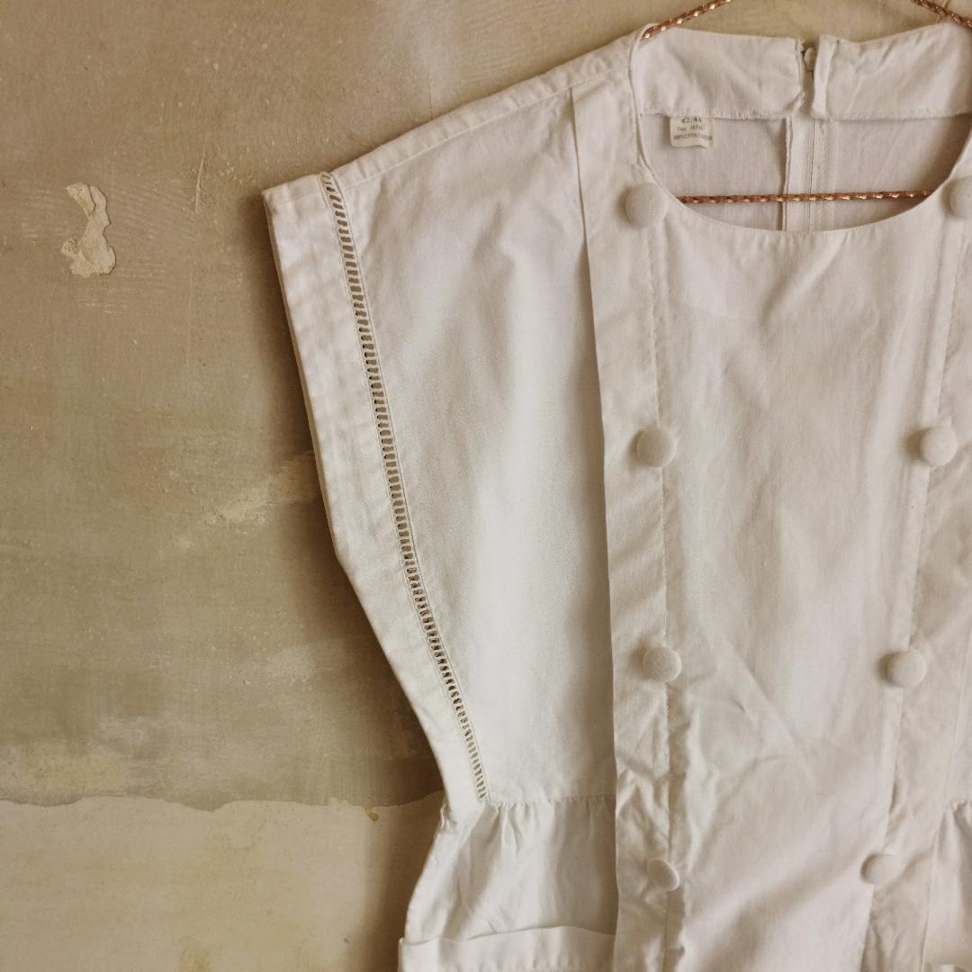 Robe vintage blanche ajourée