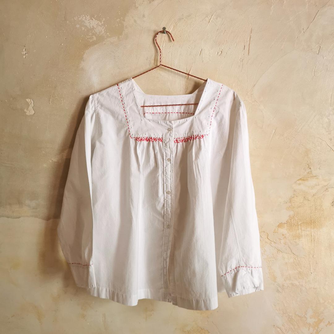 Blouse ancienne broderie